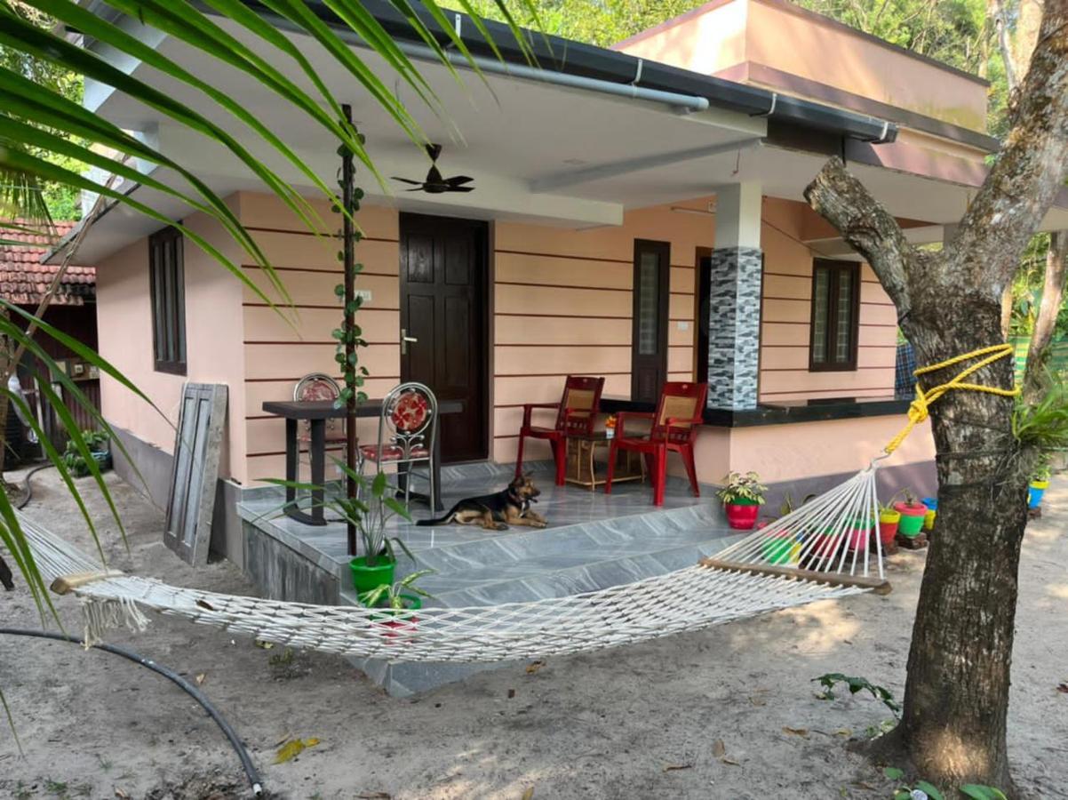 Marari Kallyani Beach Homestay Марарикулам Екстериор снимка