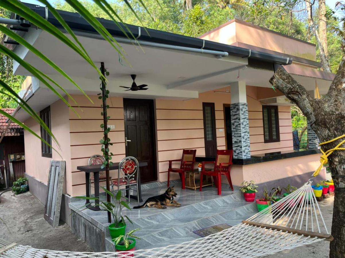 Marari Kallyani Beach Homestay Марарикулам Екстериор снимка